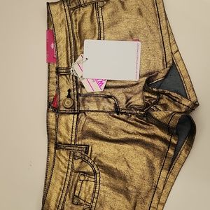 Almost famous shorts